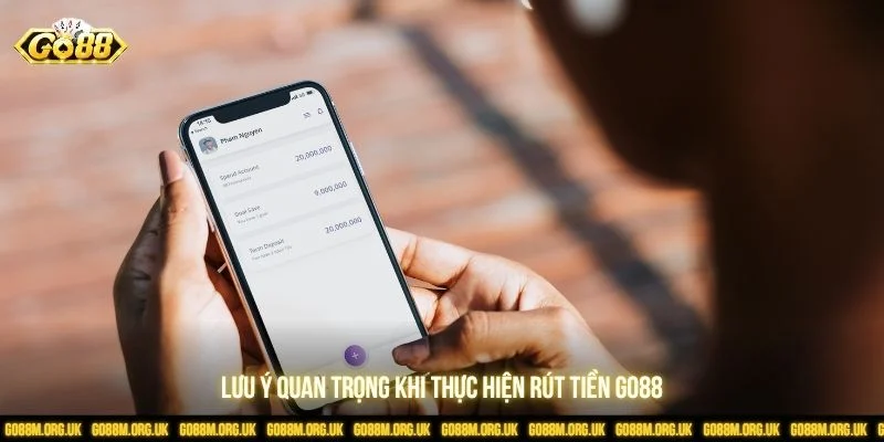 Người chơi cần kiểm tra kỹ thông tin trước khi giao dịch 